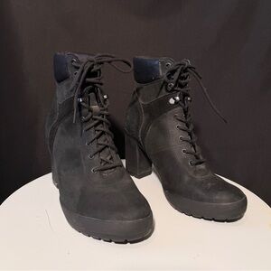 Timberland Women’s Heeled Lace-Up Ankle Boots – Size 8 – Black